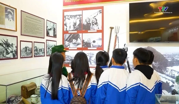 Nữ anh hùng Ngô Thị Tuyển và một thời khói lửa