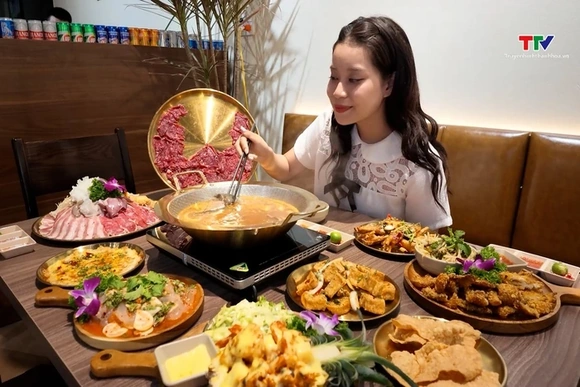 Đậm đà vị Thái giữa lòng phố biển Sầm Sơn