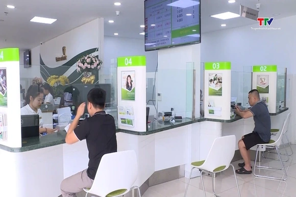 Tăng khả năng tiếp cận nguồn vốn tín dụng cho người dân và doanh nghiệp