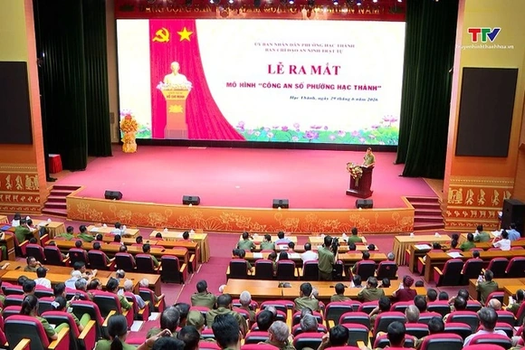 Ra mắt mô hình 