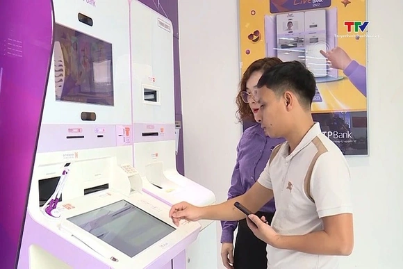Chính phủ đặt mục tiêu tăng GDP 11,9% trong 6 tháng cuối năm