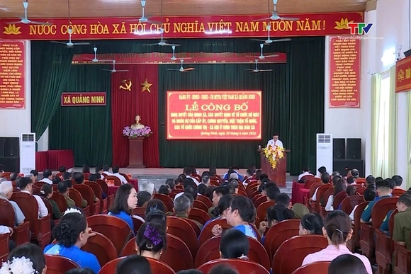 Phường Hạc Thành và các xãa Quảng Ninh, Mậu Lâm, Định Tân công bố các quyết định sắp xếp thôn, thành