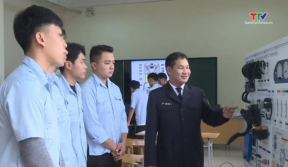 Đào tạo gắn với nhu cầu thực tế