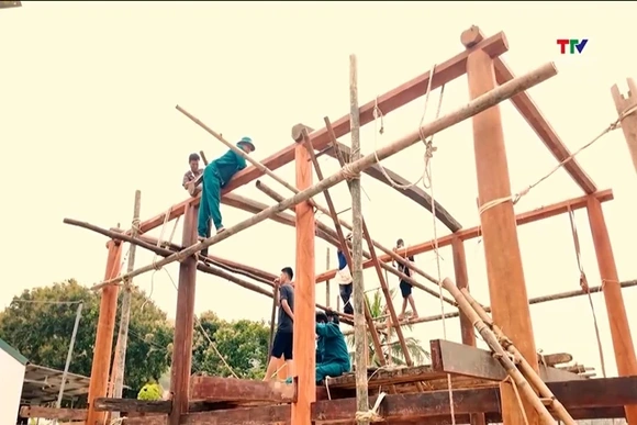 Cả nước đã hỗ trợ sửa chữa, xây dựng mới 1.422 căn nhà cho người có công