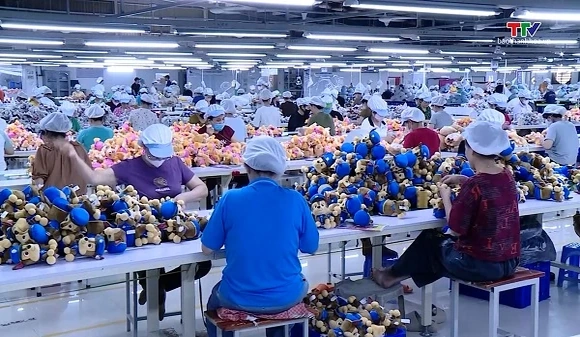 Doanh nghiệp tập trung tuyển dụng lao động cuối năm