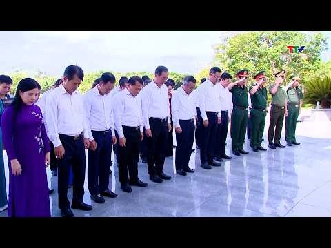 Dâng hương tưởng niệm các Mẹ Việt Nam anh hùng và các anh hùng liệt sỹ tại thành phố Đà Nẵng