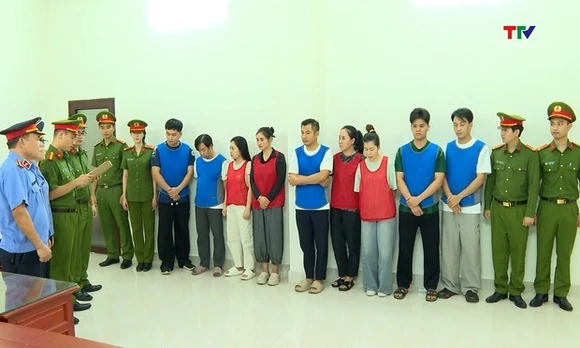 Khởi tố thêm nhiều chủ tiệm vàng lớn trong vụ buôn lậu kim cương xuyên quốc gia