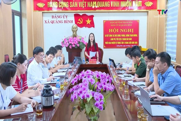 Đảng uỷ xã Quảng Bình sơ kết công tác nội chính, phòng chống tham nhũng, lãng phí, tiêu cực