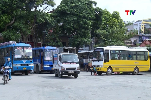 Tăng cường quản lý hoạt động vận tải hành khách bằng xe ô tô tuyến cố định