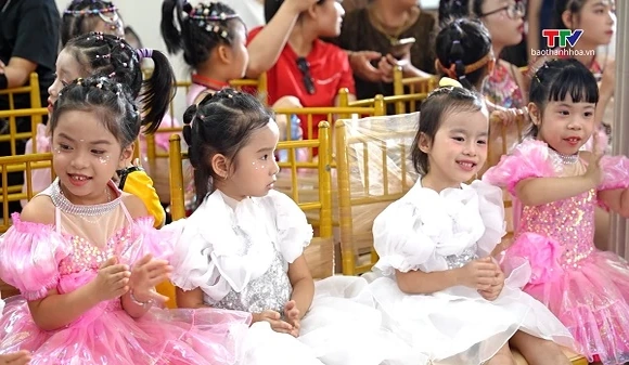 Tạo không gian phát triển năng khiếu nghệ thuật cho trẻ