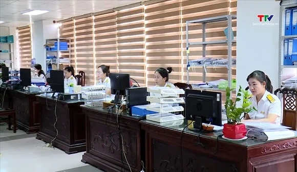 Khắc phục tình trạng chậm, quá hạn giải quyết hồ sơ đất đai