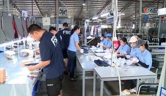 Xuất khẩu hàng hóa tháng 7 tăng 9% so với cùng kỳ