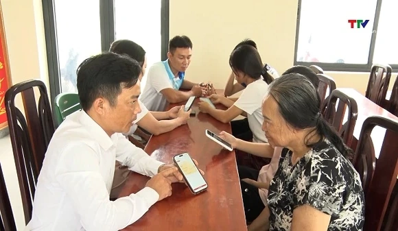 Phường Đào Duy Từ nâng cao chất lượng giải quyết thủ tục hành chính cho người dân và doanh nghiệp