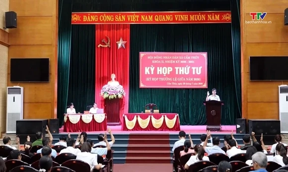 Kỳ họp giữa năm 2026, Hội đồng Nhân dân xã Cẩm Thủy