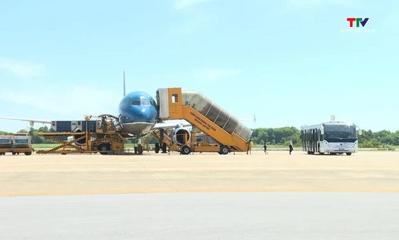 Đường bay Hà Nội - TP Hồ Chí Minh lọt nhóm nhộn nhịp nhất thế giới