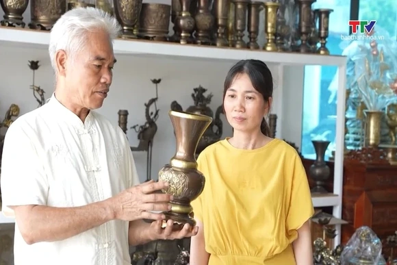 Người giữ lửa văn hóa truyền thống