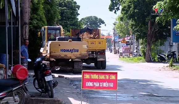 Đảm bảo an toàn giao thông khi thi công đường tỉnh 525