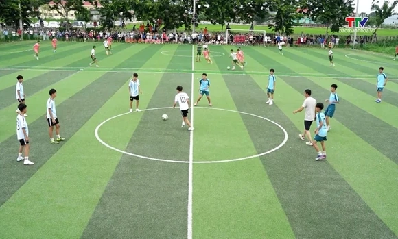 Xã Biện Thượng khai mạc Giải bóng đá thiếu niên nam năm 2026
