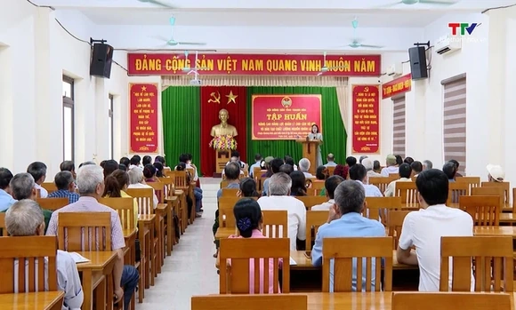 Hội thảo “Tuyên truyền, vận động nông dân áp dụng canh tác lúa thân thiện với môi trường”