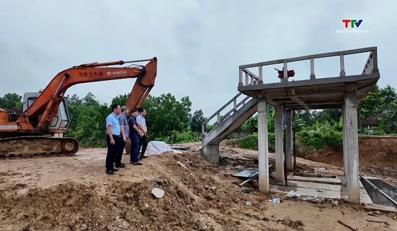 Đảm bảo an toàn đê điều và thông suốt dòng chảy các con sông trong mùa mưa lũ