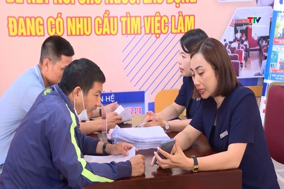 Dữ liệu số - Nền tảng dự báo thị trường lao động