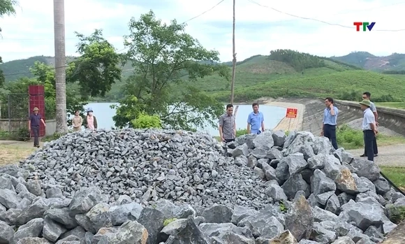 Chủ động ứng phó với mưa lớn, lũ, ngập lụt, lũ quét, sạt lở đất, lốc, sét, mưa đá