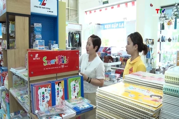 Tất cả giáo viên được tập huấn dạy học theo bộ sách giáo khoa thống nhất