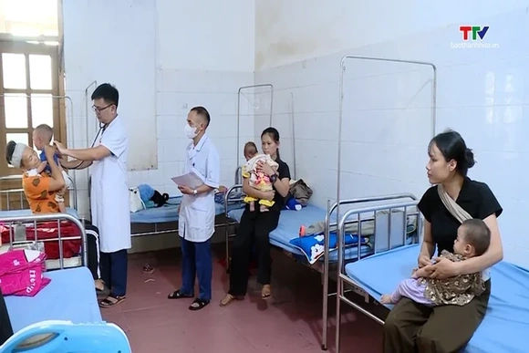 Khi biên cương thành quê hương của những người thầy thuốc