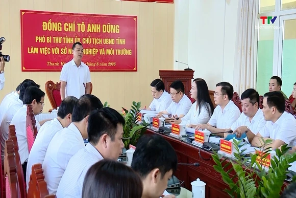 Chủ tịch UBND tỉnh Tô Anh Dũng làm việc với Sở Nông nghiệp và Môi trường