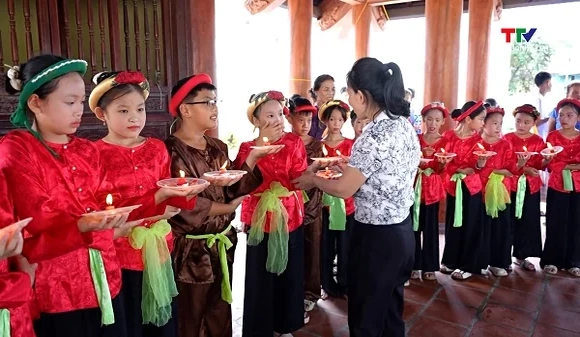 Những người giữ hồn di sản