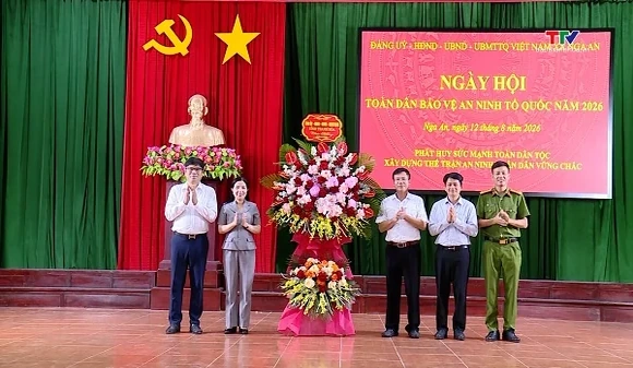 Chủ nhiệm Uỷ ban Kiểm tra Tỉnh uỷ dự Ngày hội Toàn dân bảo vệ an ninh Tổ quốc tại xã Nga An