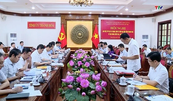 Xây dựng đội ngũ cán bộ “tinh, gọn, mạnh”