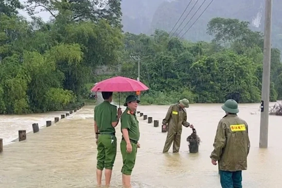 Công an Thanh Hóa tăng cường lực lượng ứng phó với mưa lũ