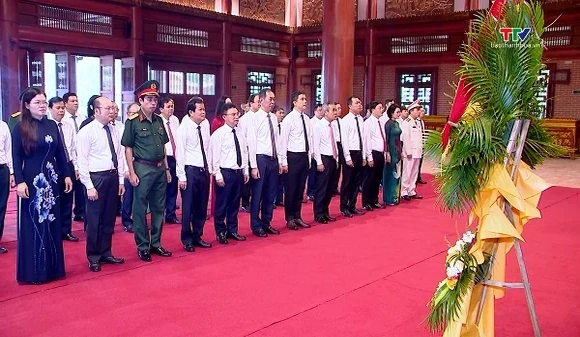 Phát huy tinh thần Cách mạng tháng Tám và Quốc khánh 2/9, quyết tâm xây dựng tỉnh Thanh Hóa giàu đẹp, văn minh, hạnh phúc
