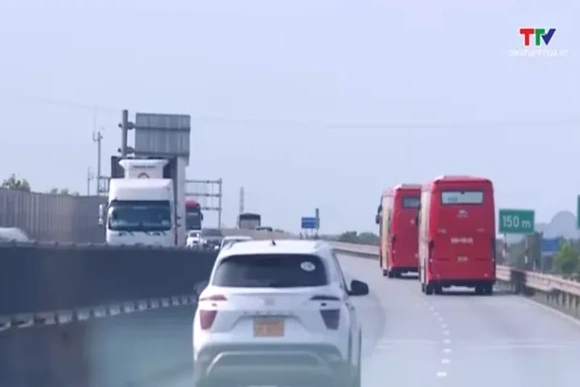Cảnh sát giao thông chỉ xử lý vi phạm khoảng cách tại những đoạn đường đủ điều kiện