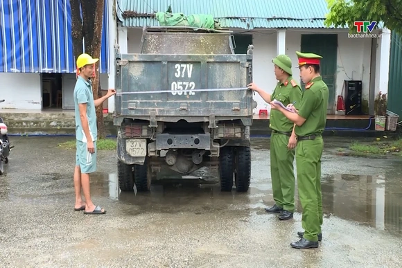 Tuyên truyền pháp luật cho chủ phương tiện xe ô tô tải dưới 15 tấn