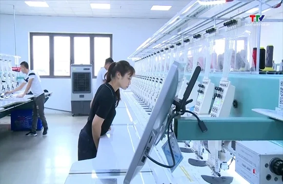 Tạo sức cạnh tranh mới trong thu hút dòng vốn FDI