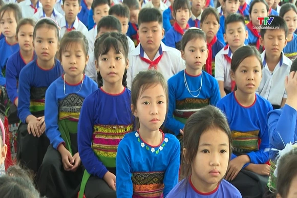 Lễ khai giảng và khánh thành Trường Phổ thông nội trú liên cấp Tiểu học và THCS Tam Lư