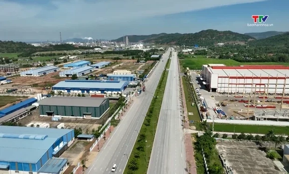 Bồi đắp niềm tin từ đồng hành thực chất