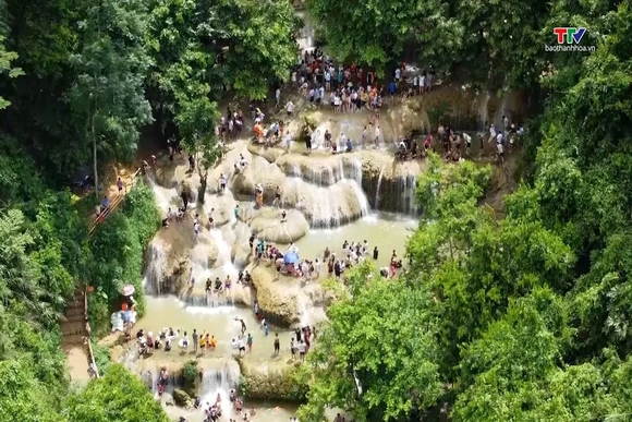 Hấp dẫn chùm tour du lịch mùa thu