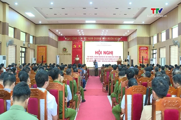 Tập huấn, tuyên truyền về an toàn giao thông và đào tạo kỹ năng lái xe mô tô, xe gắn máy an toàn
