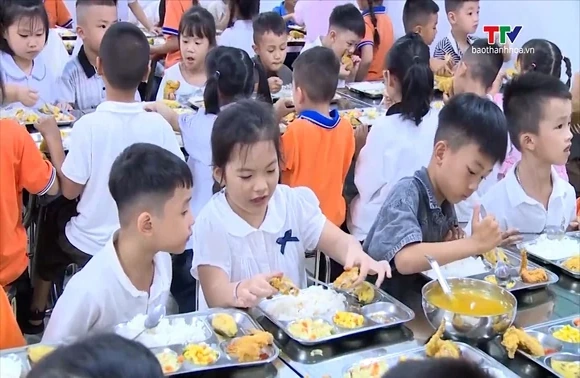 Chăm sóc sức khỏe học sinh từ hoạt động bán trú