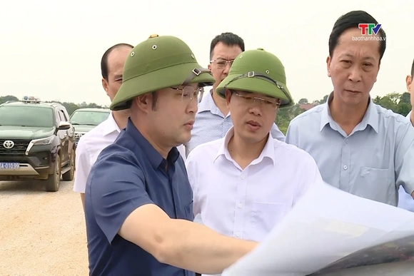 Tập trung đẩy nhanh tiến độ các dự án giao thông