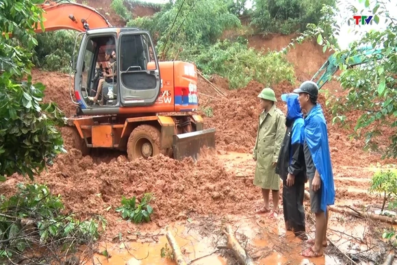 Đảm bảo an toàn cho người dân vùng sạt lở đất, đá