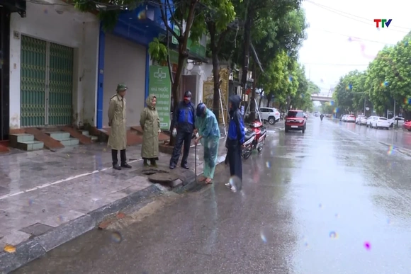 Cải thiện tình trạng ngập cục bộ tại khu vực phường Hạc Thành