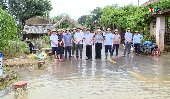 Phó Bí thư Tỉnh ủy Trịnh Tuấn Sinh kiểm tra công tác ứng phó mưa lũ