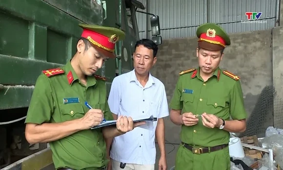 Tuyên truyền pháp luật cho chủ bãi tập kết vật liệu xây dựng