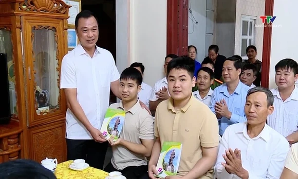 Ngô Văn Hiếu, Nguyễn Tất Minh - hai tấm gương sáng về lòng nhân ái và nghị lực sống