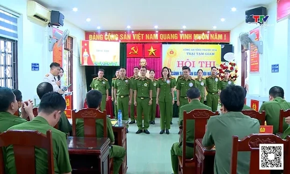 Sôi nổi Hội thi “Cảnh sát quản giáo giỏi”