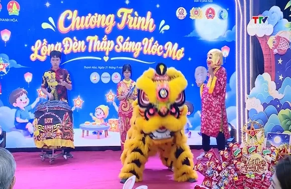 Tết Trung thu rộn ràng khắp xứ Thanh